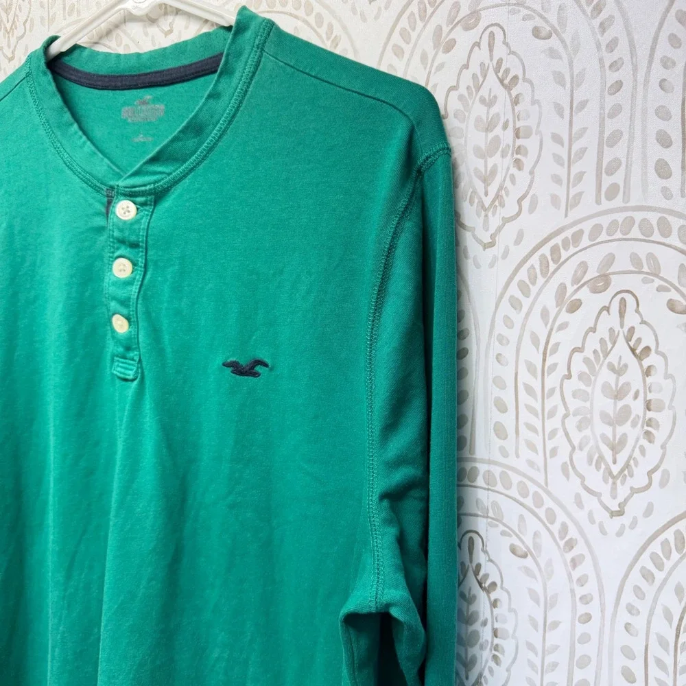 Hollister‎ Henley Shirt Mens L Green Navy Colorblock Long Sleeve Logo Casual Tee